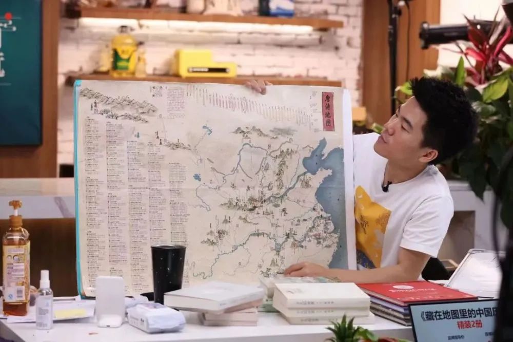 直播带货如火如荼，中食展带给你不一样的线下购物观感及体验！