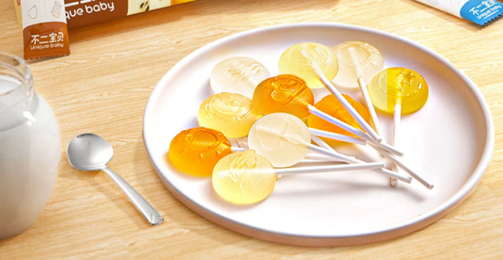 千亿儿童零食市场，全靠家长买单？