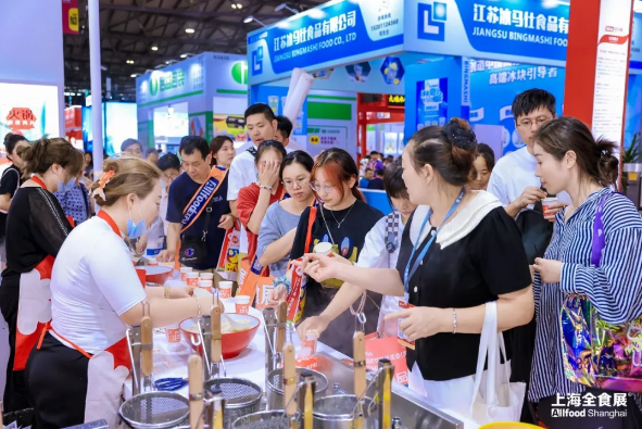 第25届全球高端食品展览会沪上盛大启幕!为全球食品饮料行业献上了一场兼具创新性与前瞻性的年度盛典。